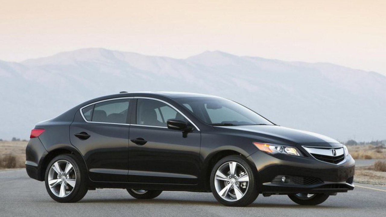 Acura ILX 2.0 (150 Hp) teknik özellikler ve yakıt tüketimi Acura ILX 2.0 (150 Hp) teknik özellikler ve yakıt tüketimi