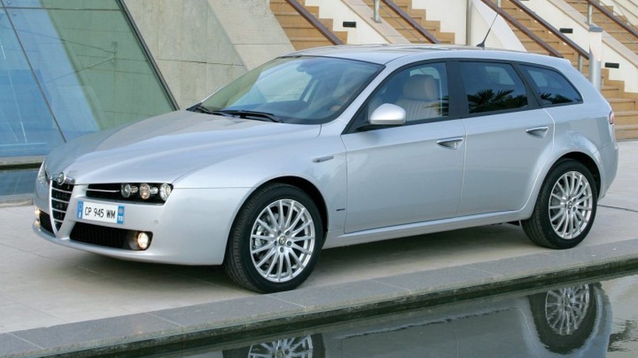 Alfa Romeo 159 Sportwagon 2.4 JTDM (200) teknik özellikler ve yakıt tüketimi Alfa Romeo 159 Sportwagon 2.4 JTDM (200) teknik özellikler ve yakıt tüketimi