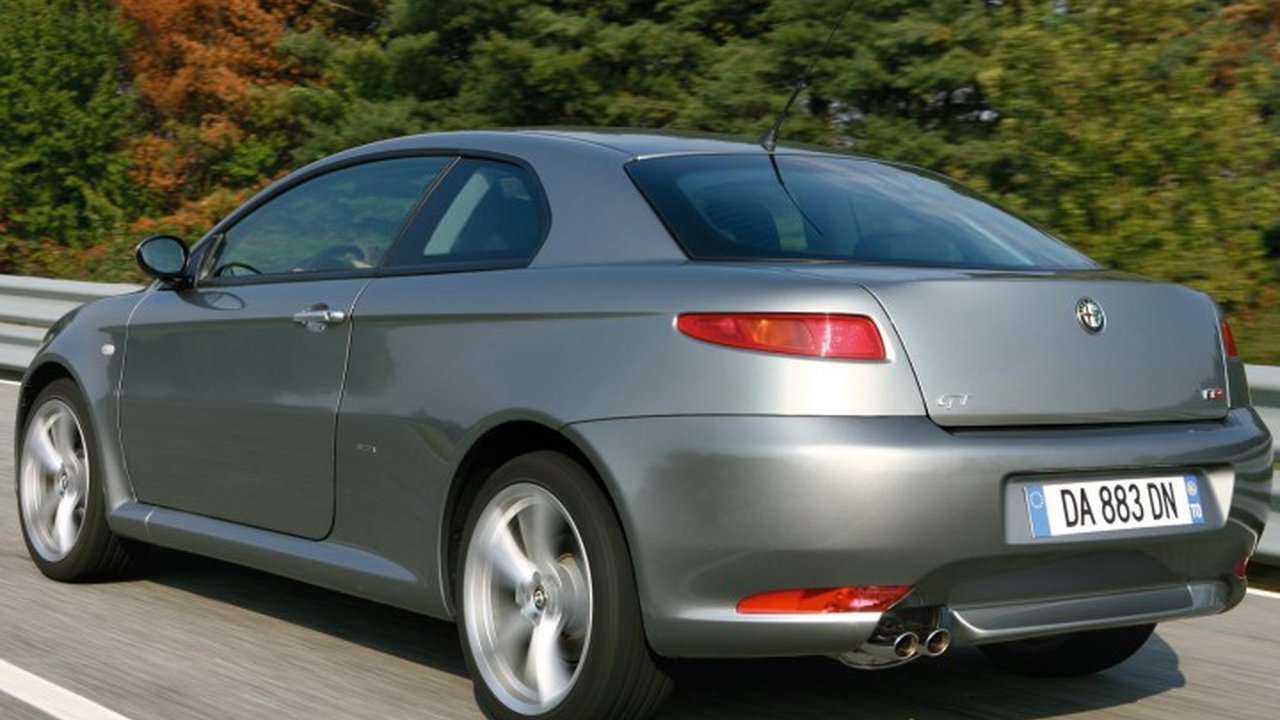 Alfa Romeo GT Coupe 3.2 i V6 24V GTA (240 Hp) teknik özellikler ve yakıt tüketimi Alfa Romeo GT Coupe 3.2 i V6 24V GTA (240 Hp) teknik özellikler ve yakıt tüketimi