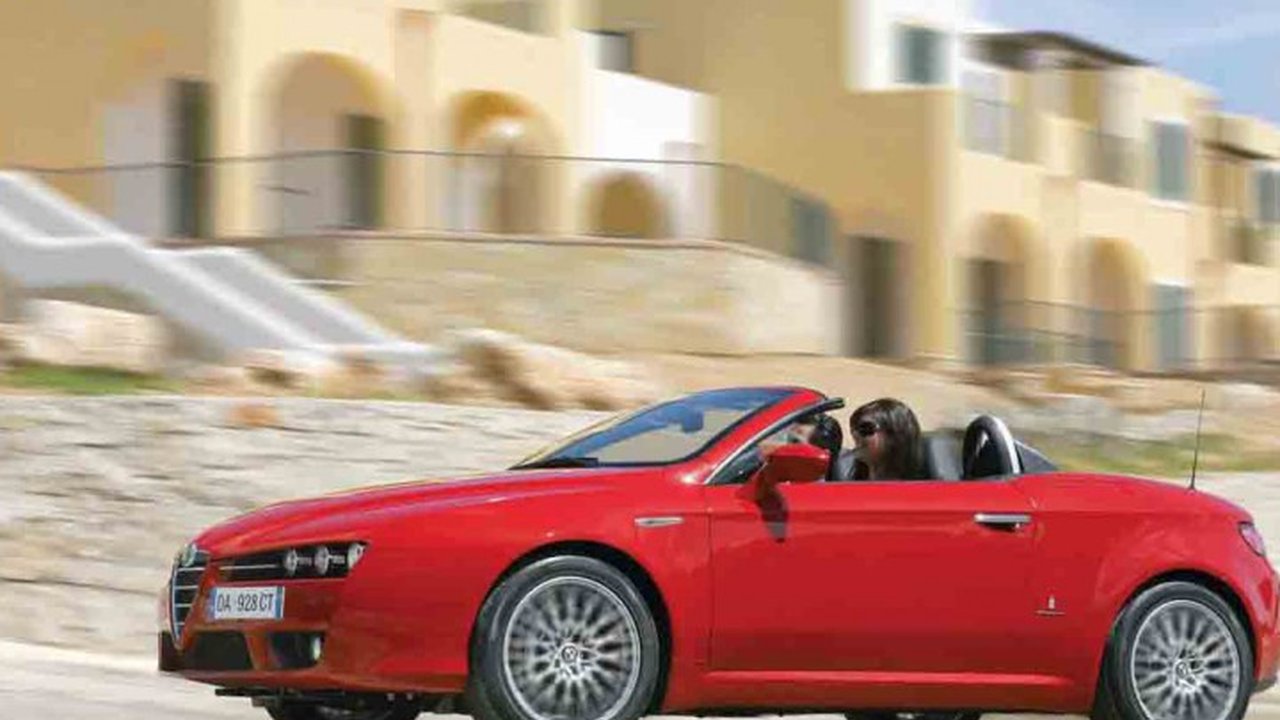 Alfa Romeo Spider (Premium) 2.4 JTDM 20V (200 HP) Q-Tronic teknik özellikler ve yakıt tüketimi Alfa Romeo Spider (Premium) 2.4 JTDM 20V (200 HP) Q-Tronic teknik özellikler ve yakıt tüketimi