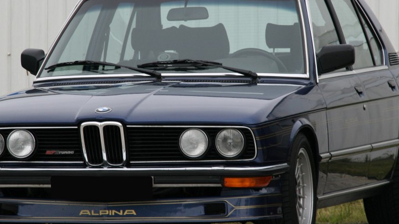 Alpina B7 (E12) 3.0 (301 Hp) teknik özellikler ve yakıt tüketimi Alpina B7 (E12) 3.0 (301 Hp) teknik özellikler ve yakıt tüketimi
