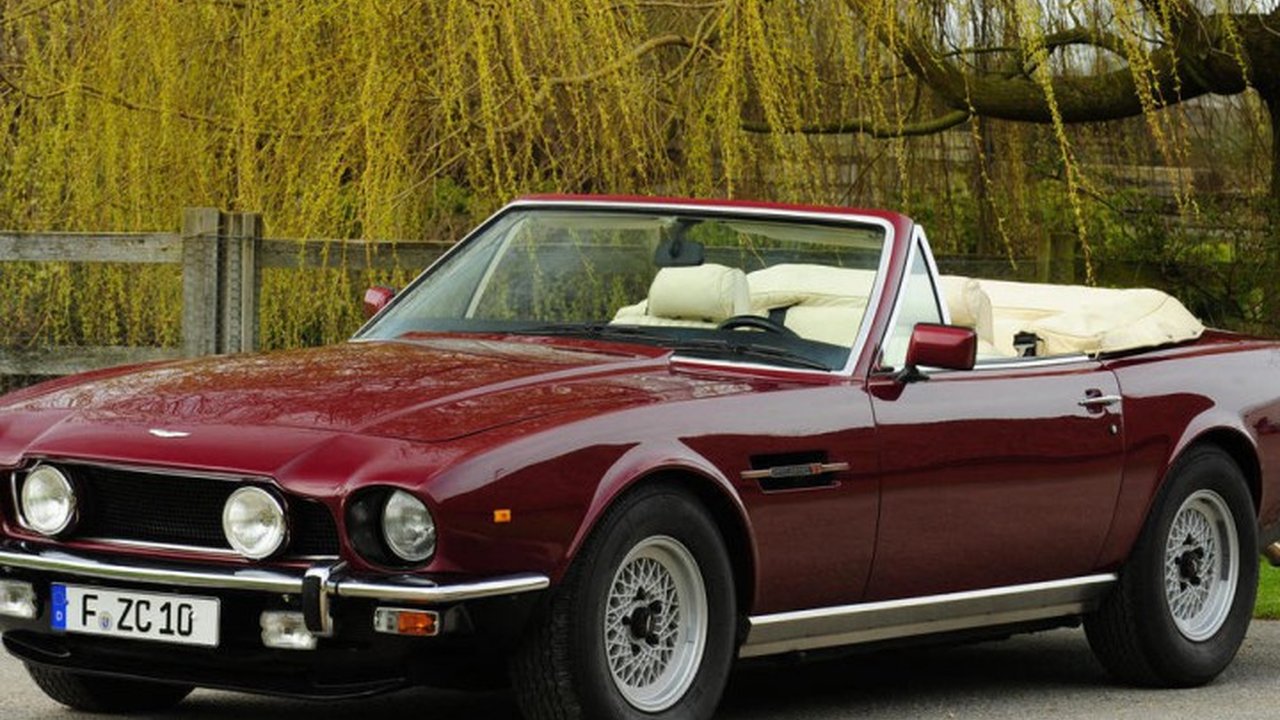 Aston Martin V8 Volante 5.3 (375 Hp) teknik özellikler ve yakıt tüketimi Aston Martin V8 Volante 5.3 (375 Hp) teknik özellikler ve yakıt tüketimi