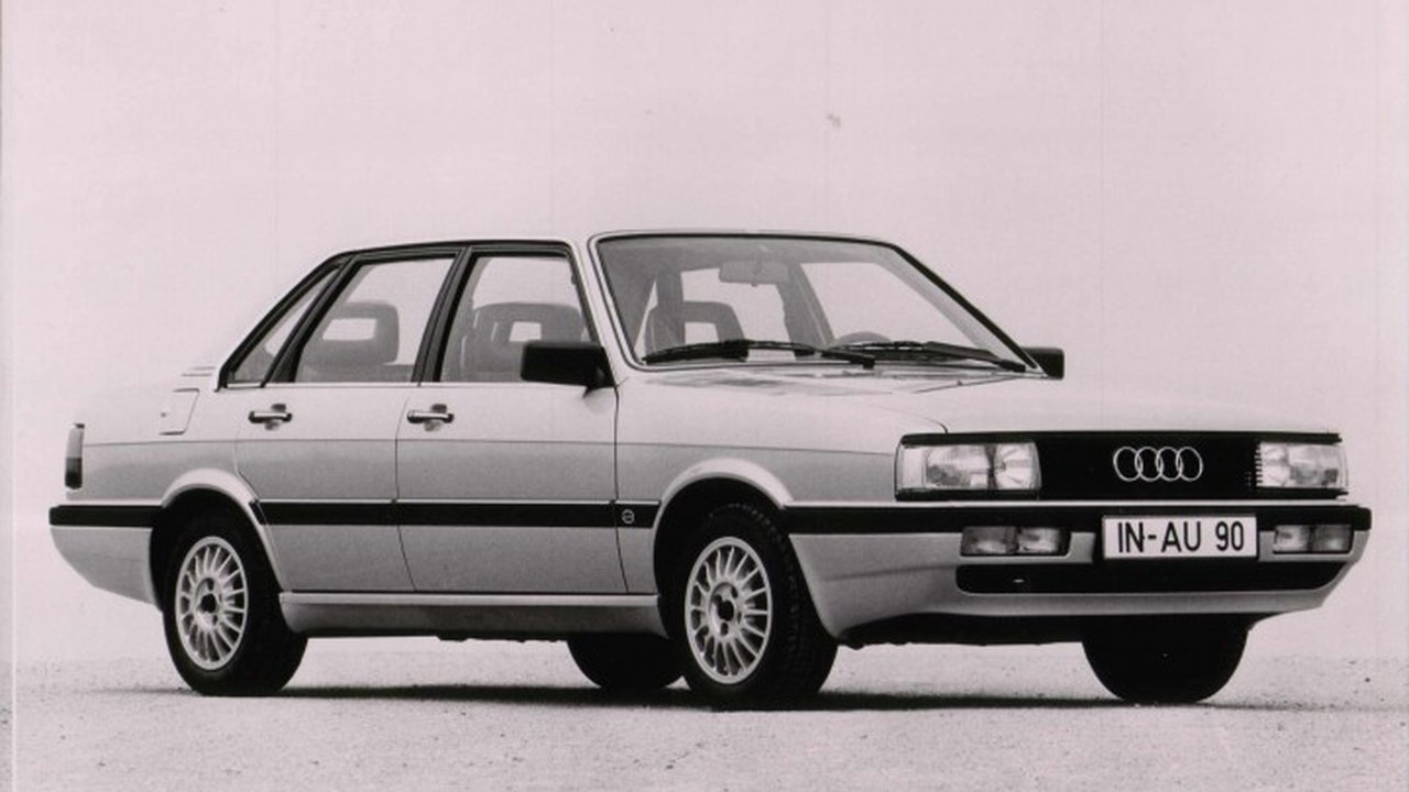 Audi 90 (81,85) 2.2 (81,85) (115 Hp) teknik özellikler ve yakıt tüketimi Audi 90 (81,85) 2.2 (81,85) (115 Hp) teknik özellikler ve yakıt tüketimi
