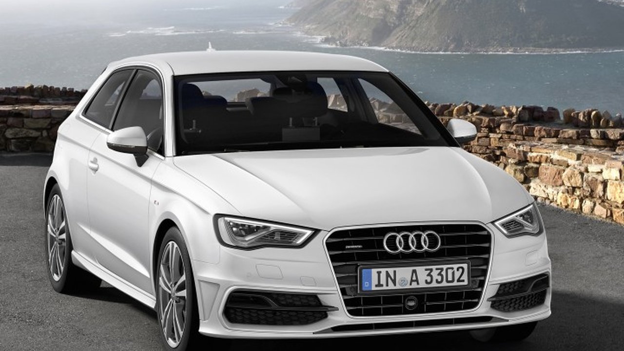 Audi A3 (8V) 1.8 TFSI (180 Hp) Attraction AT teknik özellikler ve yakıt tüketimi Audi A3 (8V) 1.8 TFSI (180 Hp) Attraction AT teknik özellikler ve yakıt tüketimi