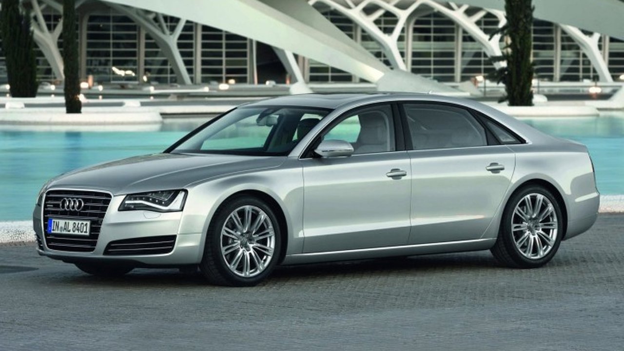 Audi A8 (D4) Long 4.2 AT (372hp) 4x4 teknik özellikler ve yakıt tüketimi Audi A8 (D4) Long 4.2 AT (372hp) 4x4 teknik özellikler ve yakıt tüketimi