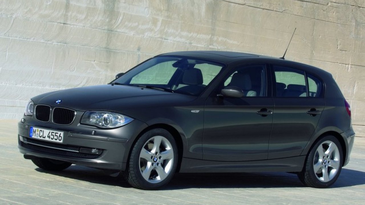 BMW 1er (E87) 118d (122 Hp) teknik özellikler ve yakıt tüketimi BMW 1er (E87) 118d (122 Hp) teknik özellikler ve yakıt tüketimi