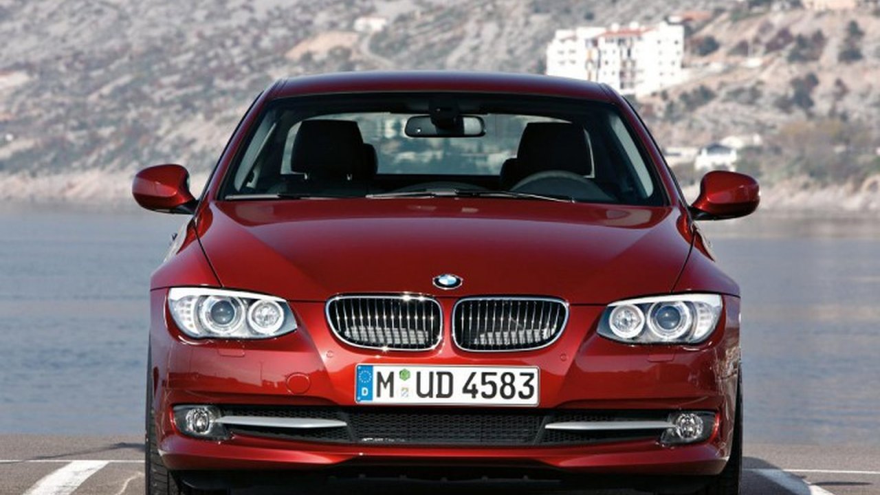 BMW 3er Coupe (E92) 335d (286Hp) teknik özellikler ve yakıt tüketimi BMW 3er Coupe (E92) 335d (286Hp) teknik özellikler ve yakıt tüketimi