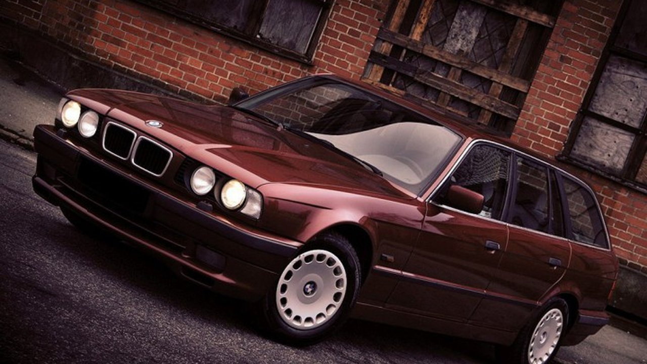 BMW 5er Touring (E34) M5 3.8 (340 Hp) teknik özellikler ve yakıt tüketimi BMW 5er Touring (E34) M5 3.8 (340 Hp) teknik özellikler ve yakıt tüketimi