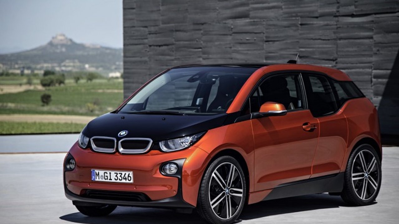 BMW i3 REx (170hp) AT teknik özellikler ve yakıt tüketimi BMW i3 REx (170hp) AT teknik özellikler ve yakıt tüketimi