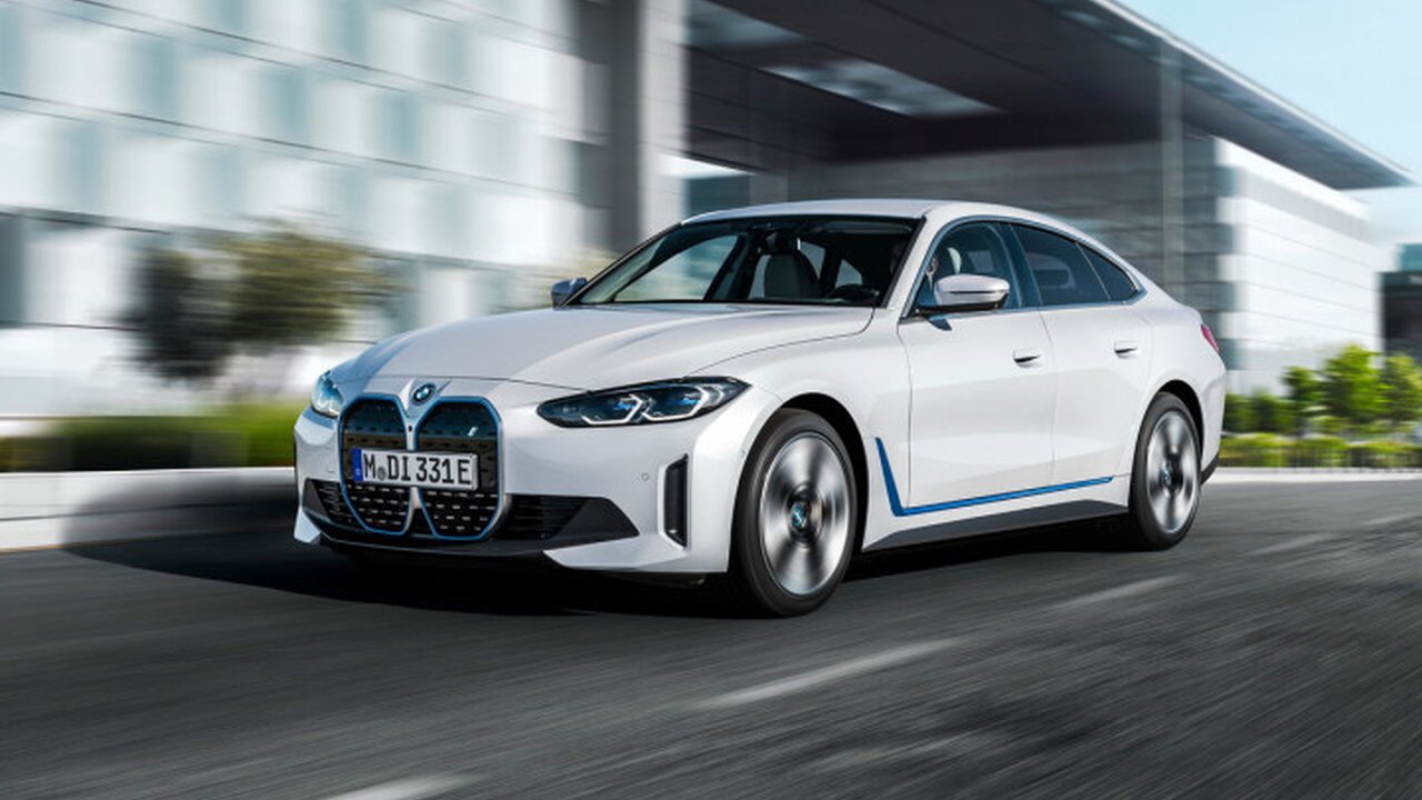 BMW i4 AT (286hp) teknik özellikler ve yakıt tüketimi BMW i4 AT (286hp) teknik özellikler ve yakıt tüketimi