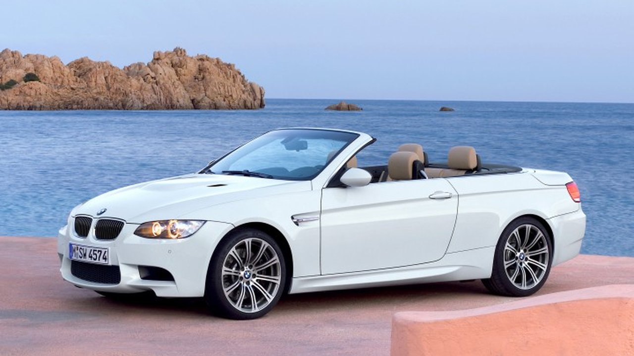 BMW M3 Cabrio (E92) 4.0i (420Hp) teknik özellikler ve yakıt tüketimi BMW M3 Cabrio (E92) 4.0i (420Hp) teknik özellikler ve yakıt tüketimi