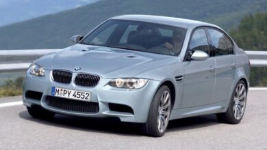 BMW M3 (E90) M3 (E90) Sedan teknik özellikler ve yakıt tüketimi