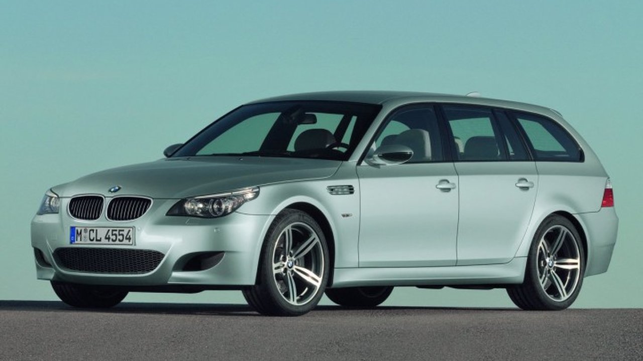 BMW M5 Touring (E61) 5.0 i V10 (507 Hp) teknik özellikler ve yakıt tüketimi BMW M5 Touring (E61) 5.0 i V10 (507 Hp) teknik özellikler ve yakıt tüketimi