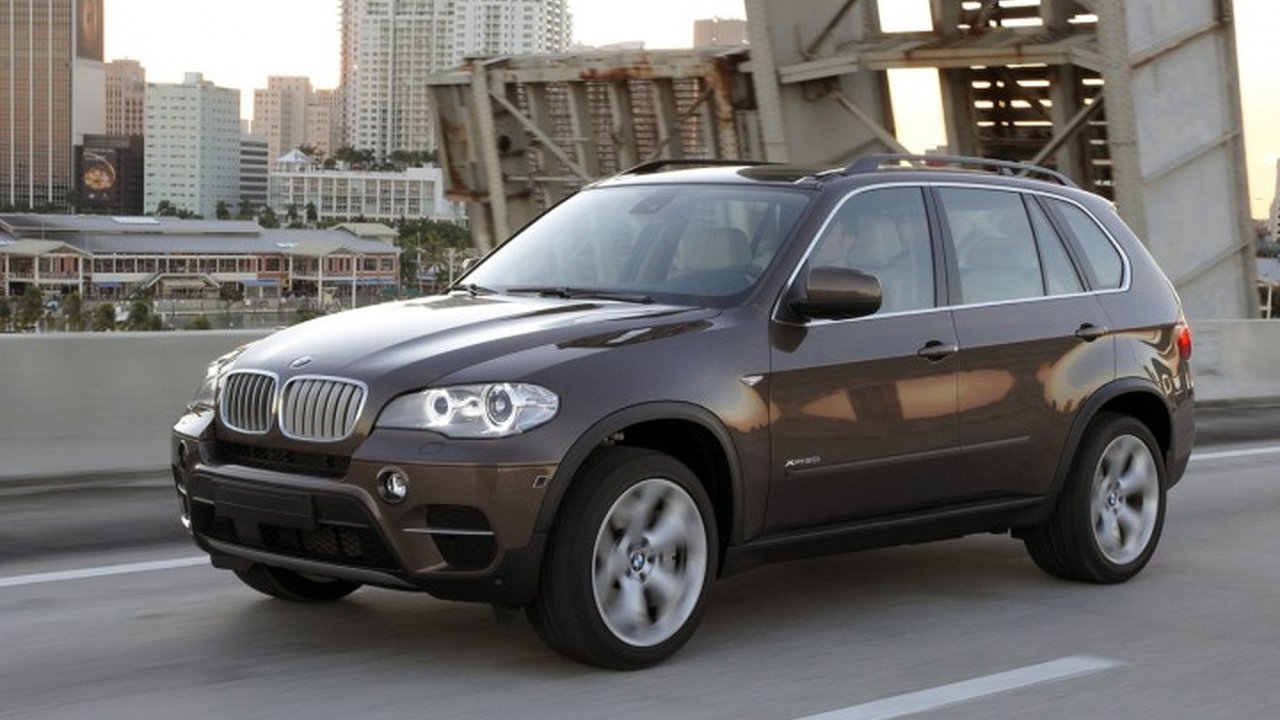 BMW X5 (E70) Restyling 35d 3.0d AT (265hp) 4WD teknik özellikler ve yakıt tüketimi BMW X5 (E70) Restyling 35d 3.0d AT (265hp) 4WD teknik özellikler ve yakıt tüketimi