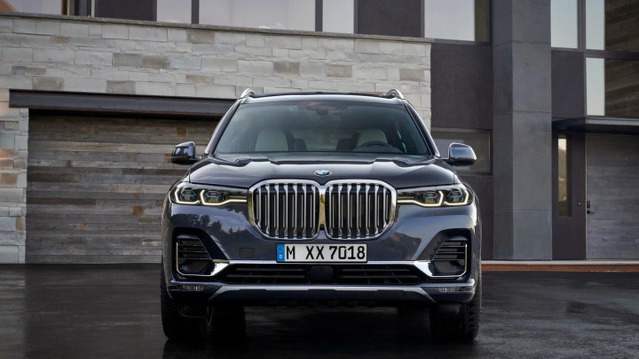 BMW X7 (G07) 4.4 AT (462hp) 4x4 teknik özellikler ve yakıt tüketimi BMW X7 (G07) 4.4 AT (462hp) 4x4 teknik özellikler ve yakıt tüketimi