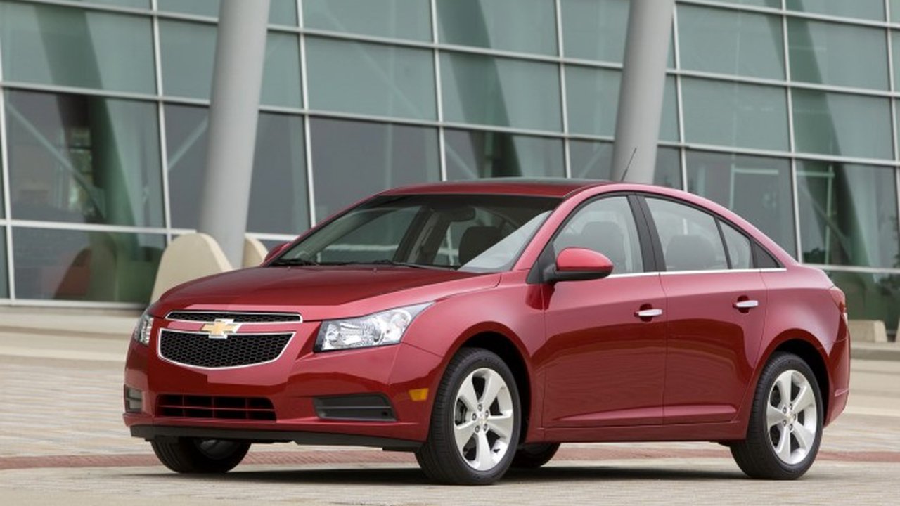 Chevrolet Cruze Sedan 1.6i (113Hp) AT teknik özellikler ve yakıt tüketimi Chevrolet Cruze Sedan 1.6i (113Hp) AT teknik özellikler ve yakıt tüketimi