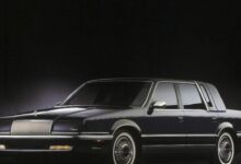 Chrysler Fifth Avenue Fifth Avenue II 3.8i (162 Hp) teknik özellikler ve yakıt tüketimi