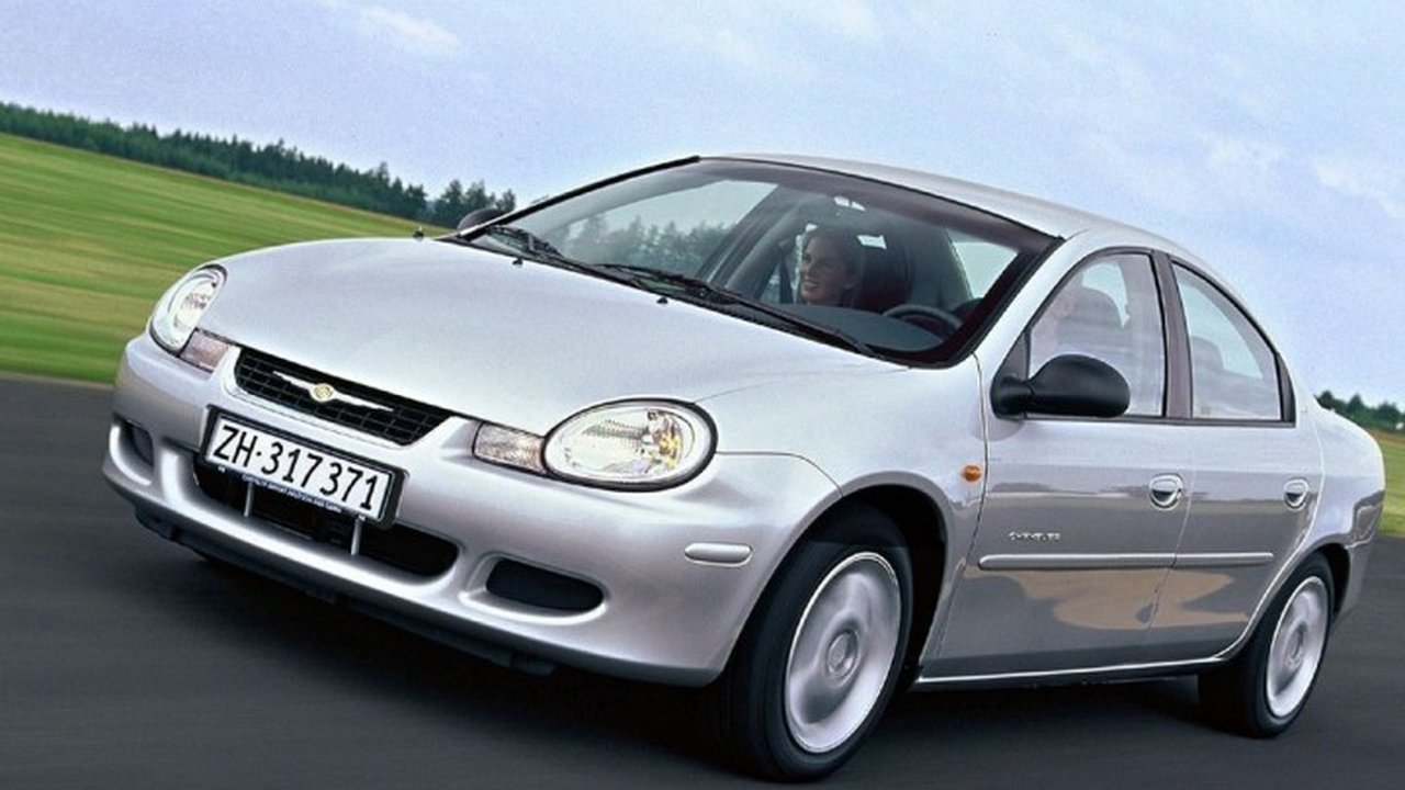 Chrysler Neon II 2.0 16V (133 Hp) teknik özellikler ve yakıt tüketimi Chrysler Neon II 2.0 16V (133 Hp) teknik özellikler ve yakıt tüketimi