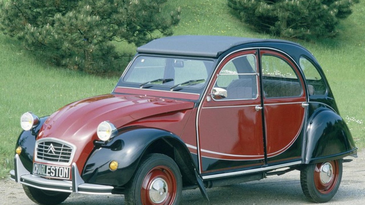 Citroen 2 CV 2 CV 4 (23 Hp) teknik özellikler ve yakıt tüketimi Citroen 2 CV 2 CV 4 (23 Hp) teknik özellikler ve yakıt tüketimi