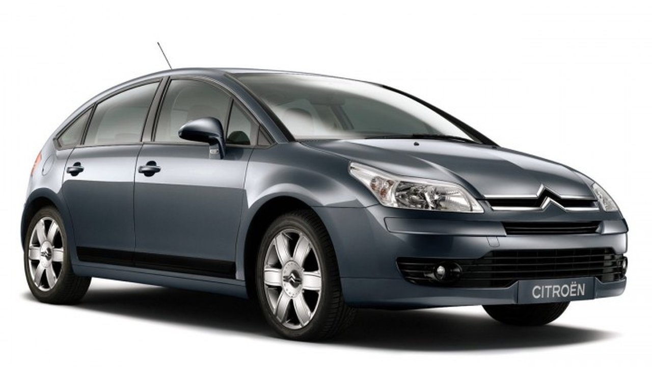 Citroen C4 Hatchback 2.0 i 16V (143 Hp) teknik özellikler ve yakıt tüketimi Citroen C4 Hatchback 2.0 i 16V (143 Hp) teknik özellikler ve yakıt tüketimi