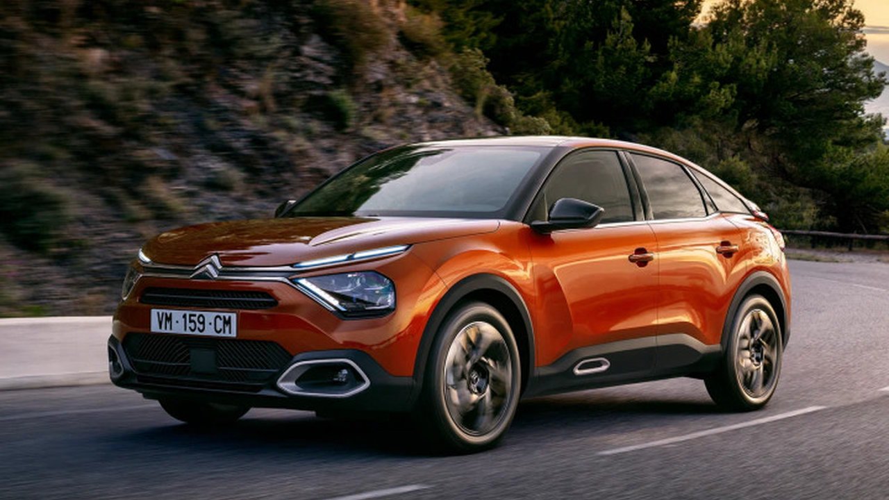 Citroen C4 III 1.2 AT (155hp) teknik özellikler ve yakıt tüketimi Citroen C4 III 1.2 AT (155hp) teknik özellikler ve yakıt tüketimi