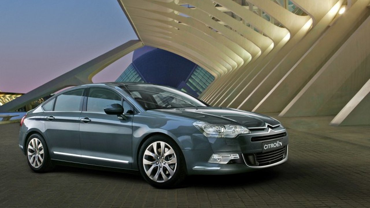 Citroen C5 II 2.7 V6 HDi (204 Hp) Automatic teknik özellikler ve yakıt tüketimi Citroen C5 II 2.7 V6 HDi (204 Hp) Automatic teknik özellikler ve yakıt tüketimi