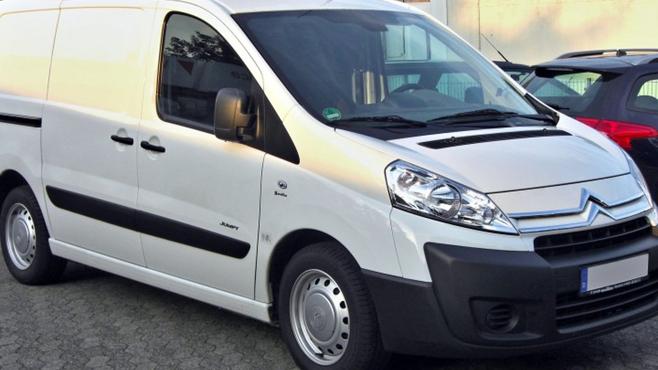Citroen Jumpy II 2.0 HDi (130 Hp) teknik özellikler ve yakıt tüketimi Citroen Jumpy II 2.0 HDi (130 Hp) teknik özellikler ve yakıt tüketimi
