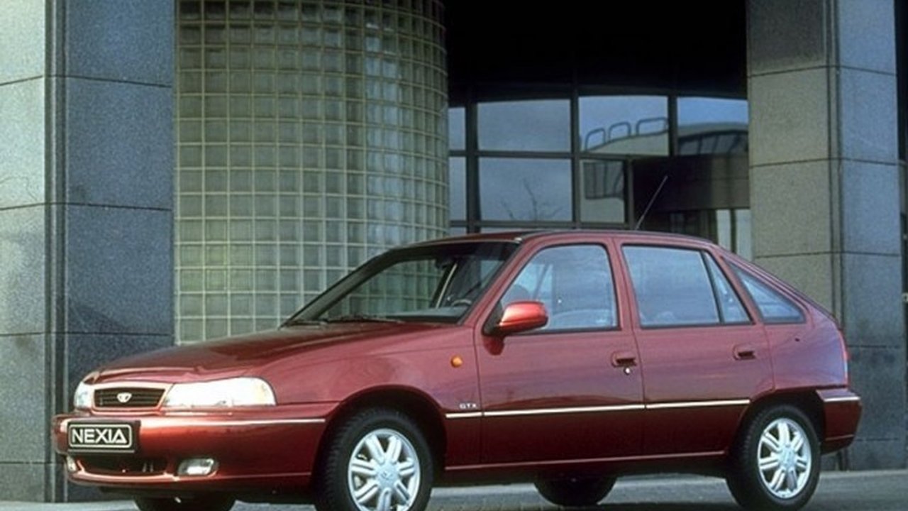 Daewoo Nexia (KLETN) 1.8 i (101 Hp) teknik özellikler ve yakıt tüketimi Daewoo Nexia (KLETN) 1.8 i (101 Hp) teknik özellikler ve yakıt tüketimi