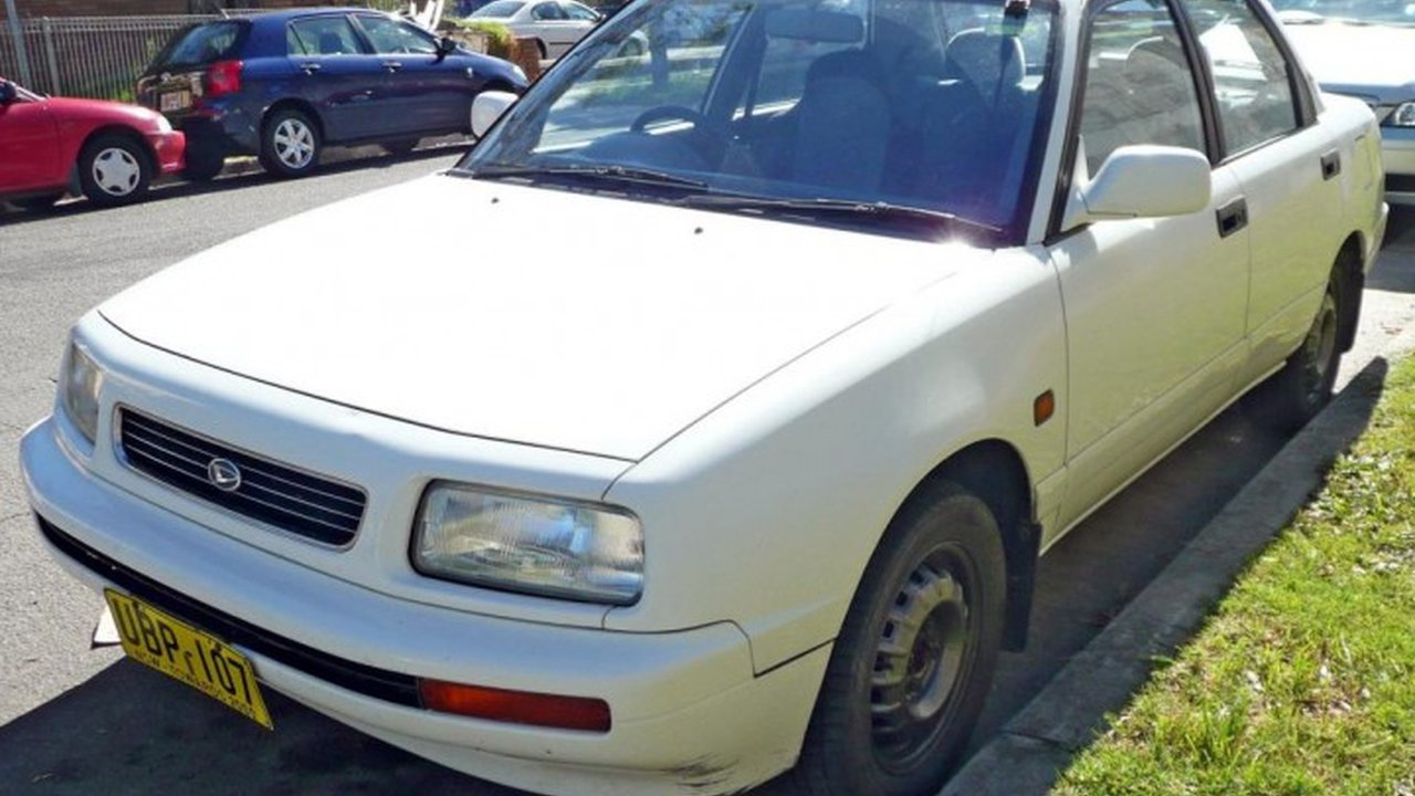 Daihatsu Applause I (A101,A111) 1.6 16V (A101) (90 Hp) teknik özellikler ve yakıt tüketimi Daihatsu Applause I (A101,A111) 1.6 16V (A101) (90 Hp) teknik özellikler ve yakıt tüketimi