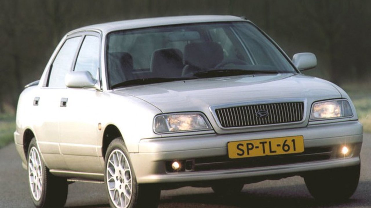 Daihatsu Applause II 1.6 16V (99 Hp) teknik özellikler ve yakıt tüketimi Daihatsu Applause II 1.6 16V (99 Hp) teknik özellikler ve yakıt tüketimi