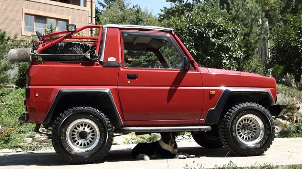Daihatsu Feroza Soft Top (F300) 1.6 i 16V (95 Hp) teknik özellikler ve yakıt tüketimi Daihatsu Feroza Soft Top (F300) 1.6 i 16V (95 Hp) teknik özellikler ve yakıt tüketimi