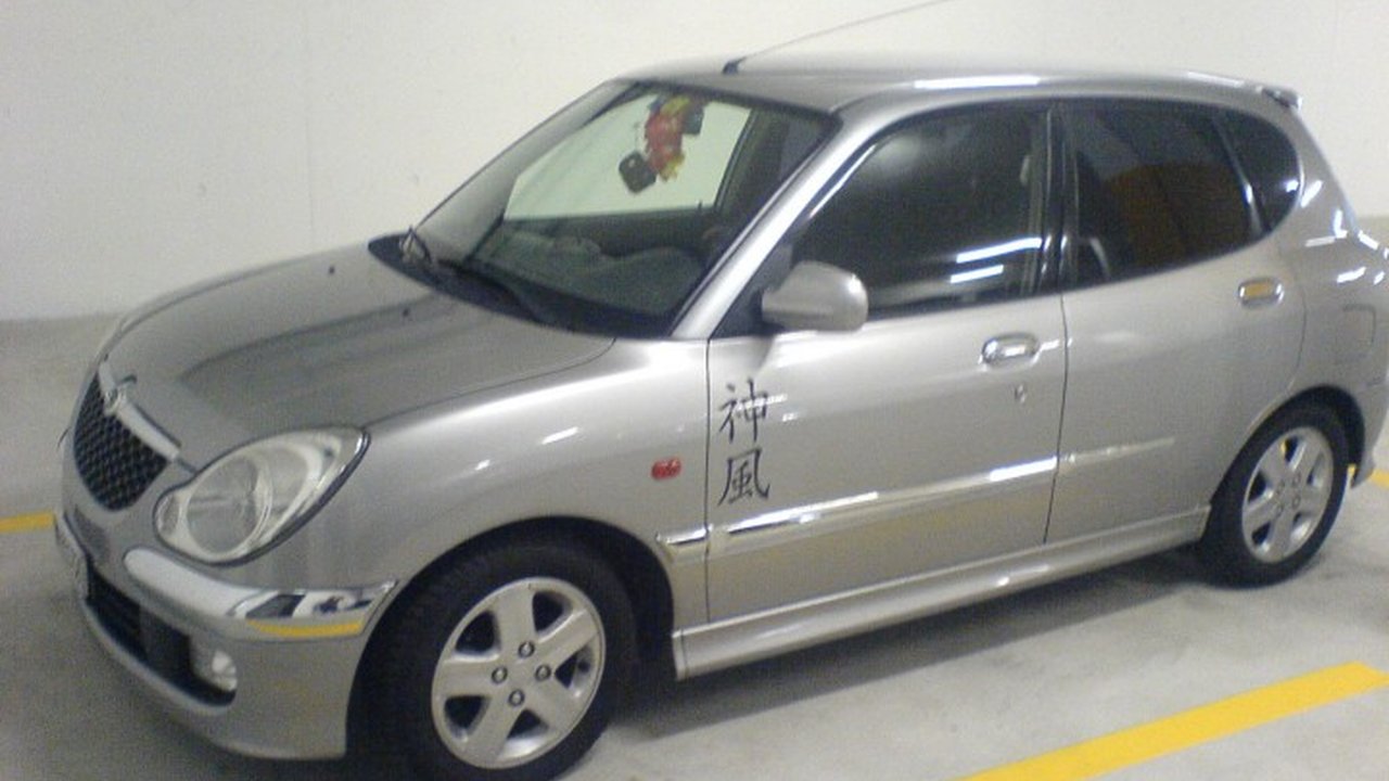 Daihatsu Sirion (M1) 1.3 i 16V 4WD (102 Hp) teknik özellikler ve yakıt tüketimi Daihatsu Sirion (M1) 1.3 i 16V 4WD (102 Hp) teknik özellikler ve yakıt tüketimi