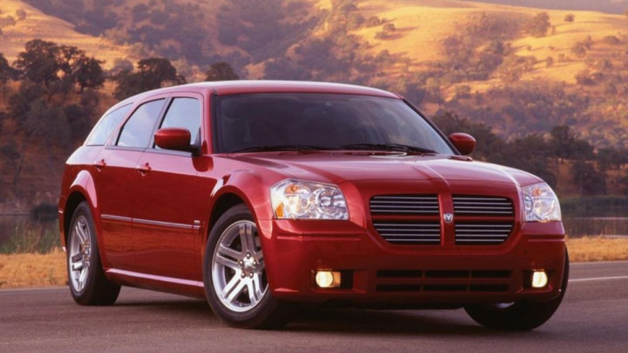 Dodge Magnum 6.1 i V8 SRT-8 (432 Hp) teknik özellikler ve yakıt tüketimi Dodge Magnum 6.1 i V8 SRT-8 (432 Hp) teknik özellikler ve yakıt tüketimi