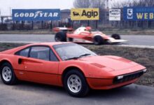 Ferrari 208/308 308 GTS Qv (240 Hp) teknik özellikler ve yakıt tüketimi