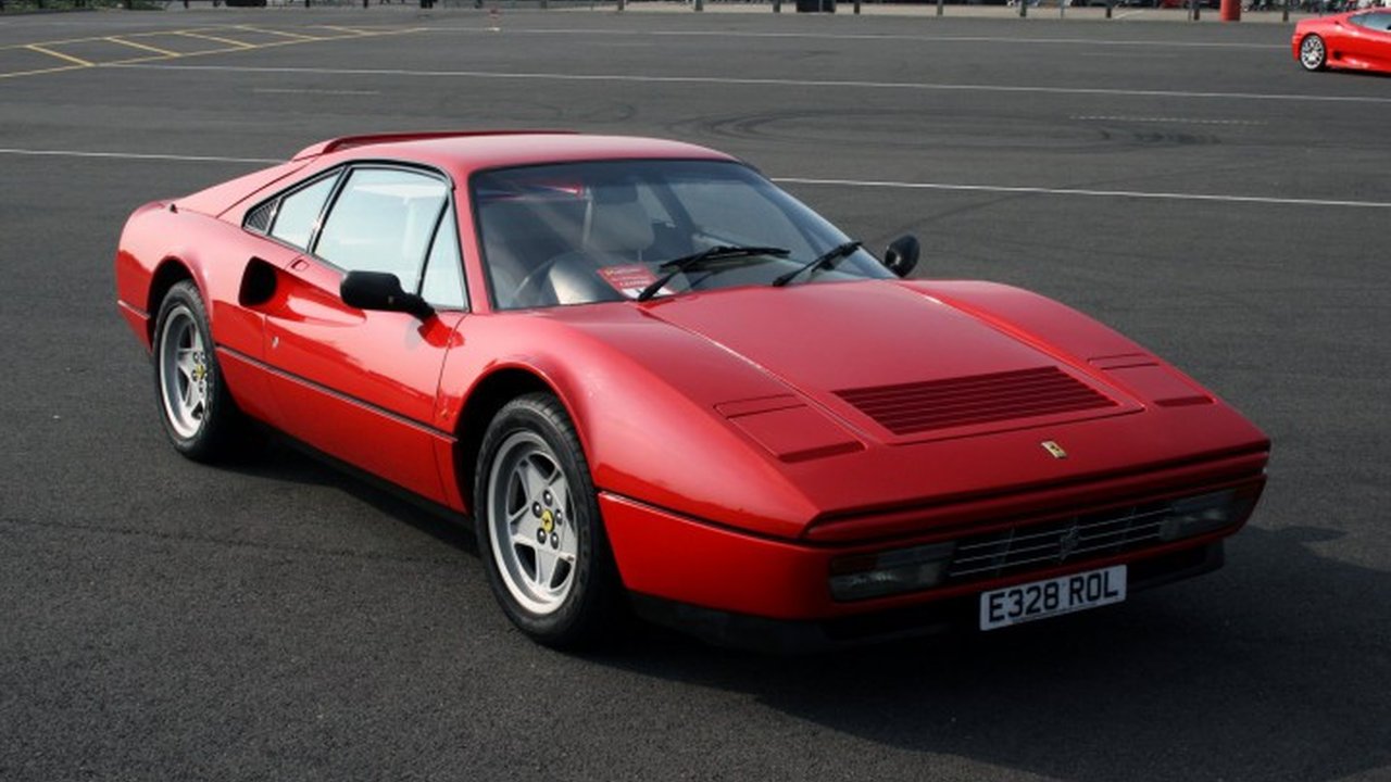 Ferrari 328 GTB 3.2 (270 Hp) teknik özellikler ve yakıt tüketimi Ferrari 328 GTB 3.2 (270 Hp) teknik özellikler ve yakıt tüketimi