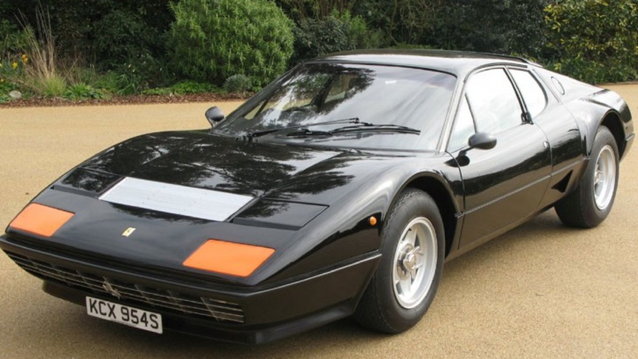 Ferrari 512 BB 4.9 (322 Hp) teknik özellikler ve yakıt tüketimi Ferrari 512 BB 4.9 (322 Hp) teknik özellikler ve yakıt tüketimi