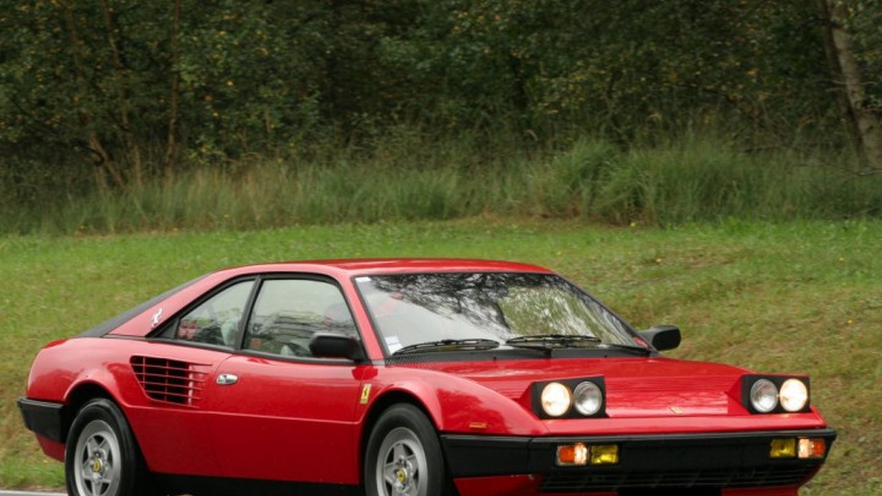 Ferrari Mondial 3.4 i V8 32V (286 Hp) teknik özellikler ve yakıt tüketimi Ferrari Mondial 3.4 i V8 32V (286 Hp) teknik özellikler ve yakıt tüketimi
