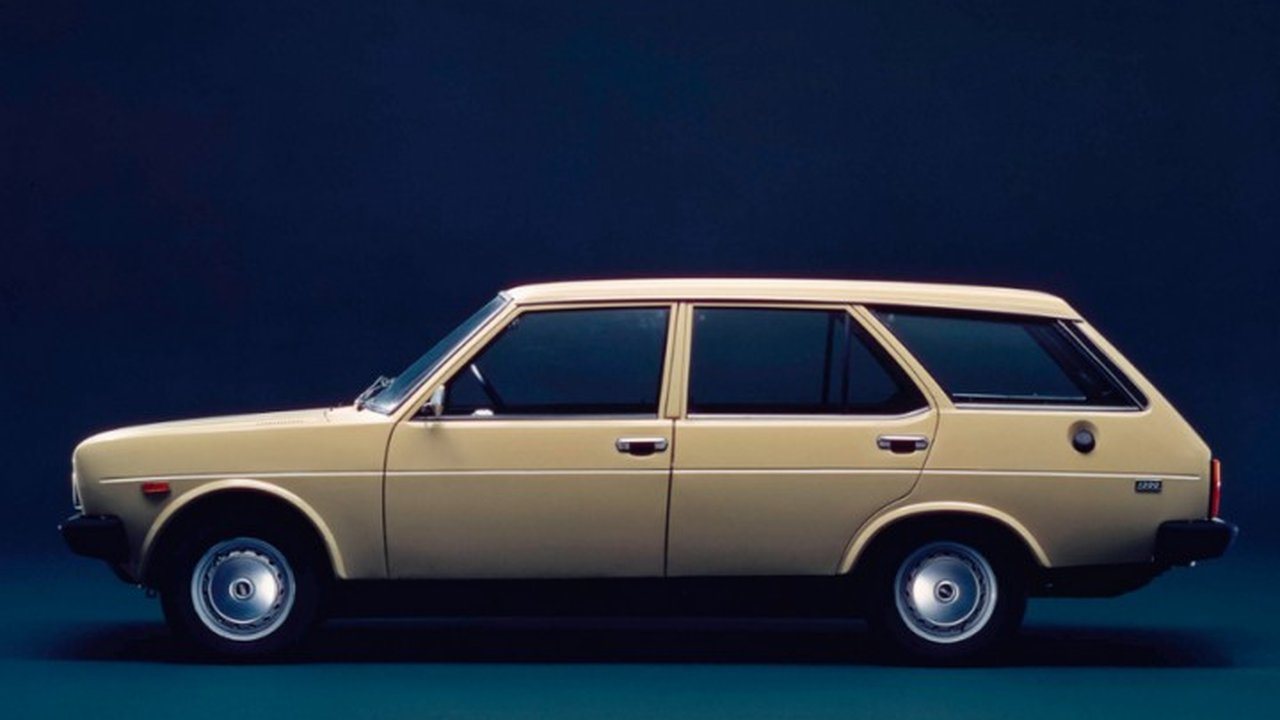 Fiat 131 Familiare/panorama 1.6 CL (AF1) (75 Hp) teknik özellikler ve yakıt tüketimi Fiat 131 Familiare/panorama 1.6 CL (AF1) (75 Hp) teknik özellikler ve yakıt tüketimi