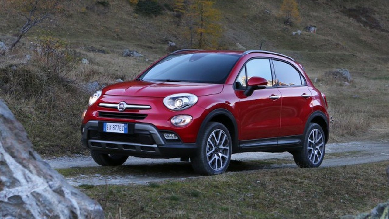 Fiat 500 500X 1.6d (120hp) teknik özellikler ve yakıt tüketimi Fiat 500 500X 1.6d (120hp) teknik özellikler ve yakıt tüketimi