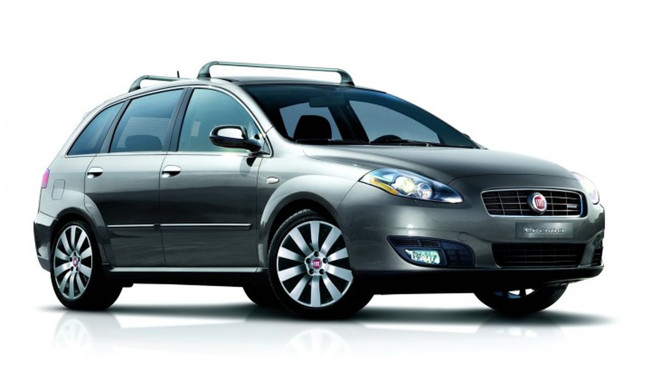 Fiat Croma II 2.2 i 16V (150 Hp) AT teknik özellikler ve yakıt tüketimi Fiat Croma II 2.2 i 16V (150 Hp) AT teknik özellikler ve yakıt tüketimi