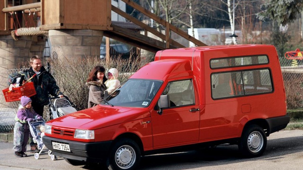 Fiat Fiorino (147) 1.0 (56 Hp) teknik özellikler ve yakıt tüketimi Fiat Fiorino (147) 1.0 (56 Hp) teknik özellikler ve yakıt tüketimi