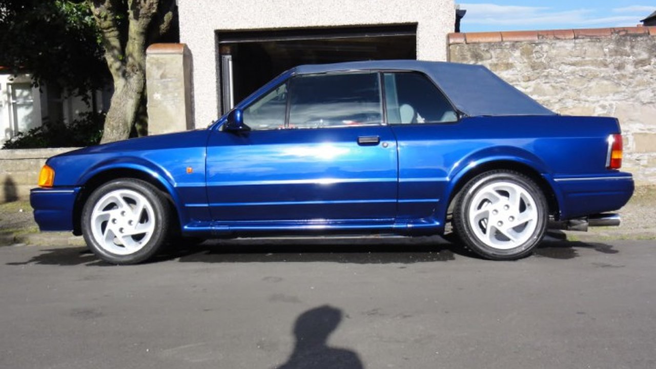 Ford Escort III Cabrio (ALD) 1.3 (69 Hp) teknik özellikler ve yakıt tüketimi Ford Escort III Cabrio (ALD) 1.3 (69 Hp) teknik özellikler ve yakıt tüketimi