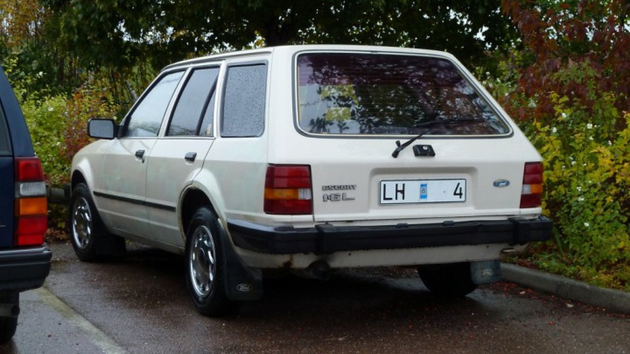 Ford Escort III Turnier (AWA) 1.1 (50 Hp) teknik özellikler ve yakıt tüketimi Ford Escort III Turnier (AWA) 1.1 (50 Hp) teknik özellikler ve yakıt tüketimi