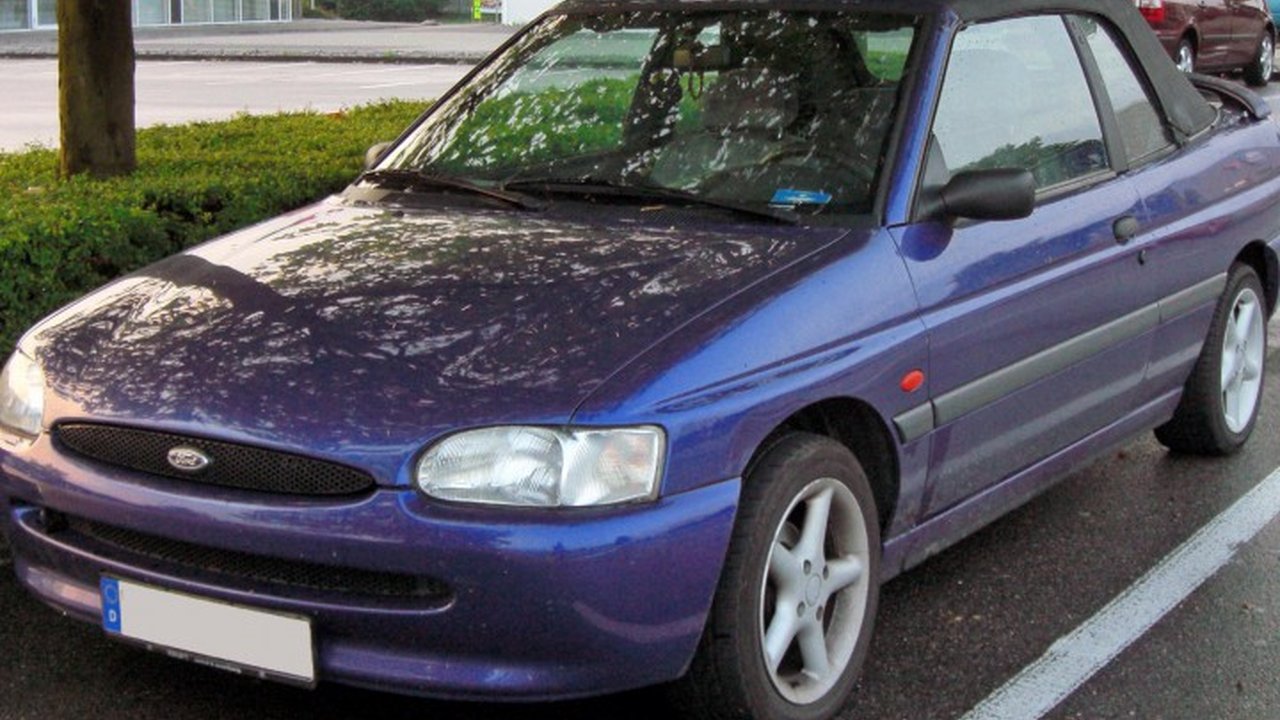 Ford Escort VII Cabrio 1.8 TD (90 Hp) teknik özellikler ve yakıt tüketimi Ford Escort VII Cabrio 1.8 TD (90 Hp) teknik özellikler ve yakıt tüketimi