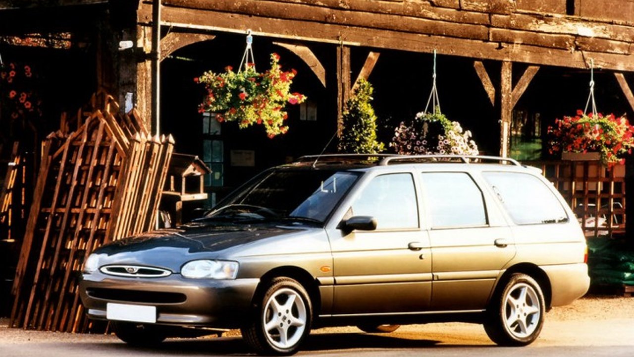 Ford Escort VII Turnier (GAL,ANL) 1.8 D (60 Hp) teknik özellikler ve yakıt tüketimi Ford Escort VII Turnier (GAL,ANL) 1.8 D (60 Hp) teknik özellikler ve yakıt tüketimi