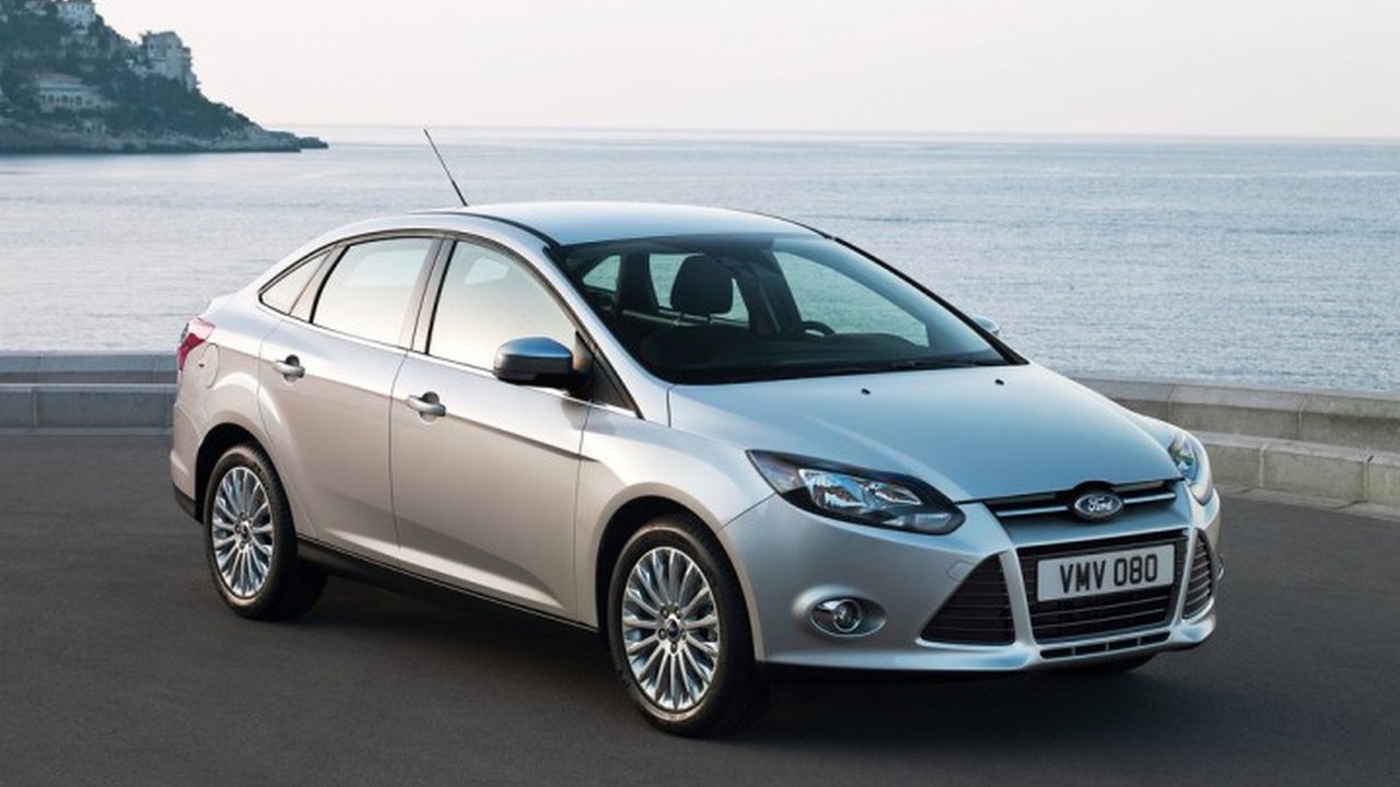 Ford Focus III Sedan 1.6 Ti-VCT (125 Hp) Powershift teknik özellikler ve yakıt tüketimi Ford Focus III Sedan 1.6 Ti-VCT (125 Hp) Powershift teknik özellikler ve yakıt tüketimi