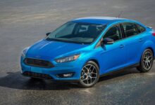 Ford Focus III Sedan Restyling 1.0 (125hp) teknik özellikler ve yakıt tüketimi