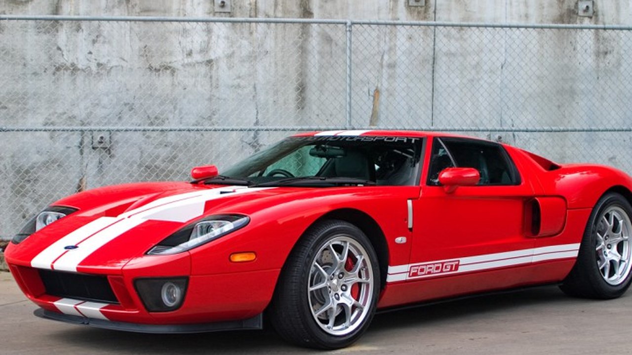 Ford GT 5.4 i V8 32V (557 Hp) teknik özellikler ve yakıt tüketimi Ford GT 5.4 i V8 32V (557 Hp) teknik özellikler ve yakıt tüketimi