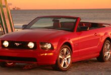Ford Mustang Convertible V 4.0 i V6 12V (210 Hp) teknik özellikler ve yakıt tüketimi