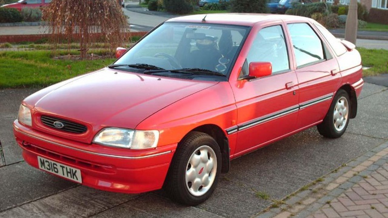 Ford Orion III (GAL) 1.8 TD (90 Hp) teknik özellikler ve yakıt tüketimi Ford Orion III (GAL) 1.8 TD (90 Hp) teknik özellikler ve yakıt tüketimi